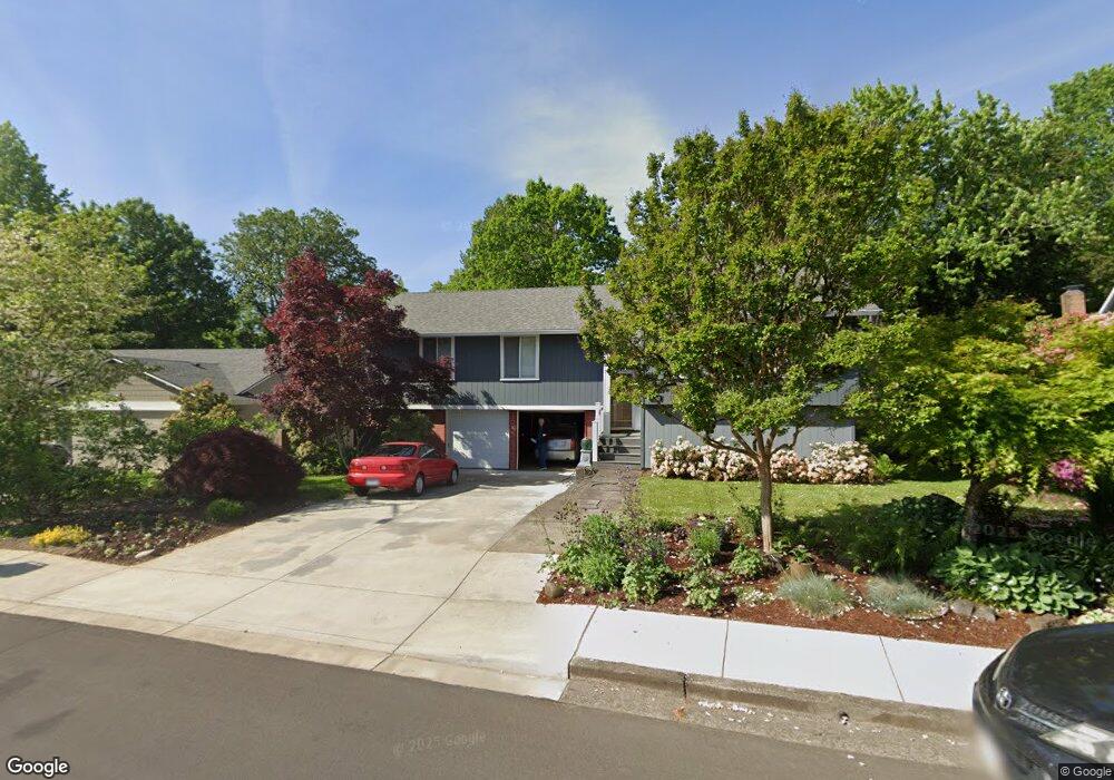 9240 SW Parkview Loop, Beaverton, OR 97008 - photo 1