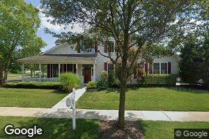 16 Stahl Ln, Cranbury, NJ 08512