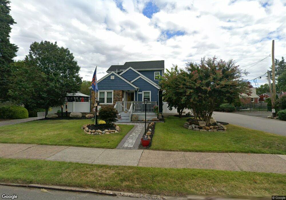 266 Paterson Ave, Little Falls, NJ 07424 - photo 1