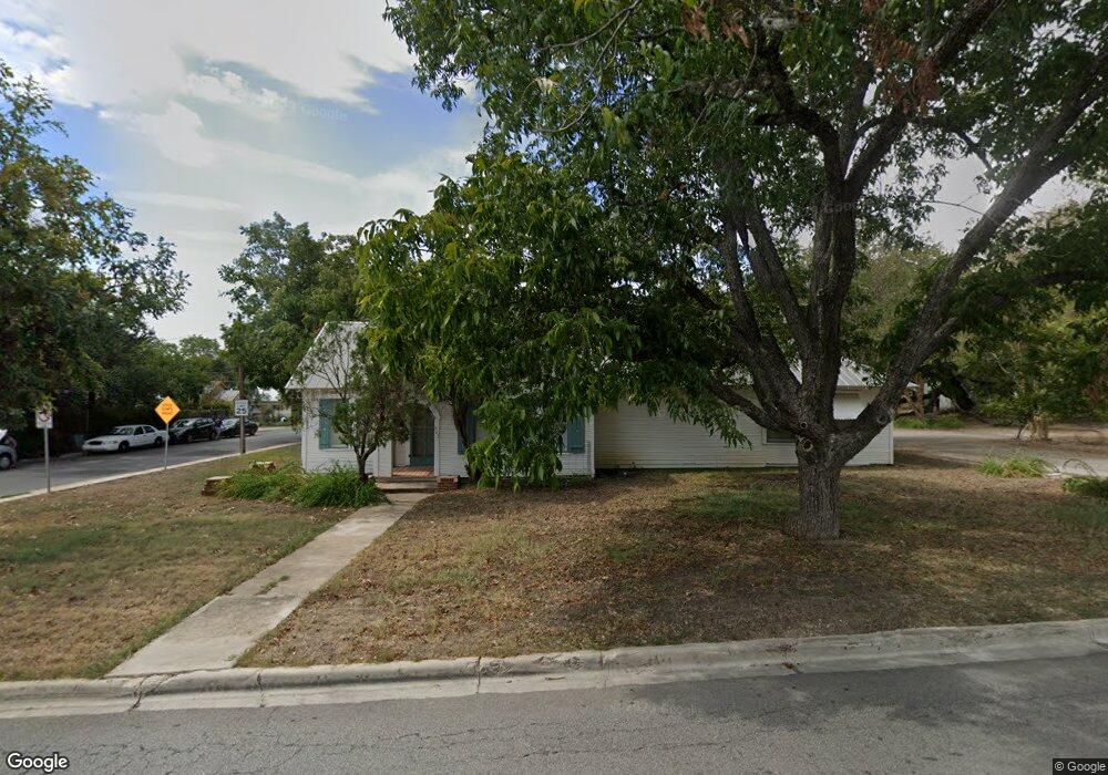 303 N Bishop St, San Marcos, TX 78666 - photo 1