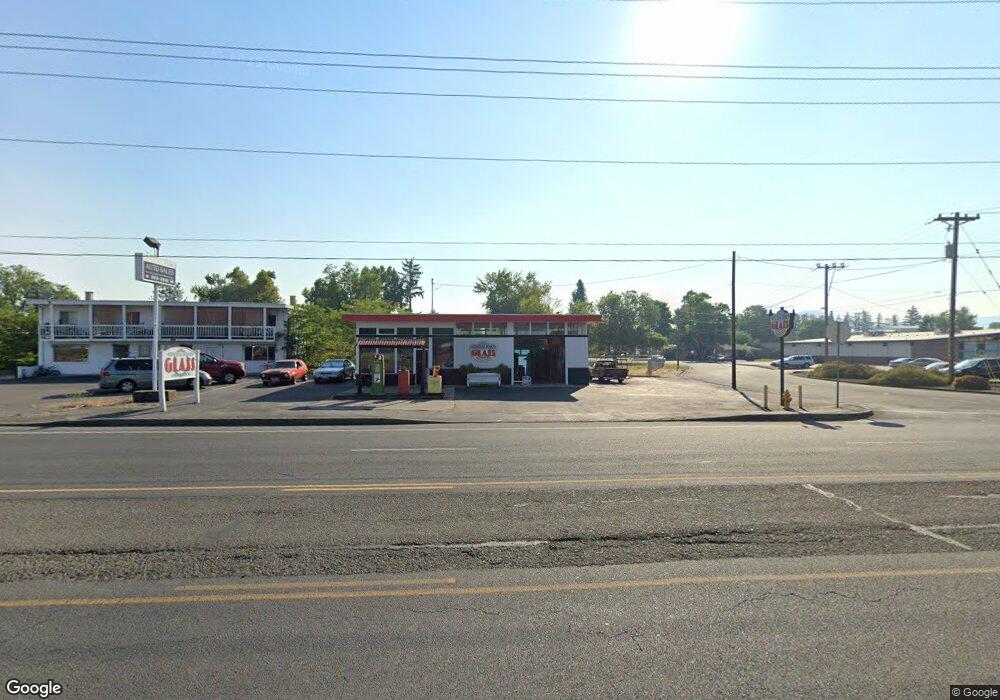 441 S Front St, Central Point, OR 97502 - photo 1