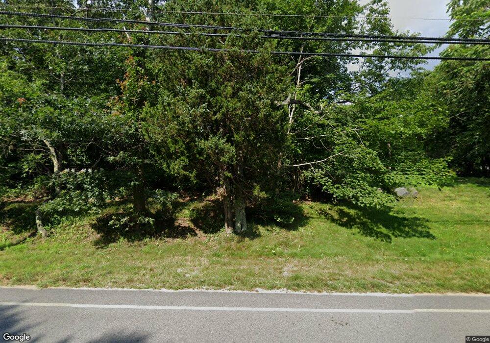 885 N Main Rd, Jamestown, RI 02835 - photo 1