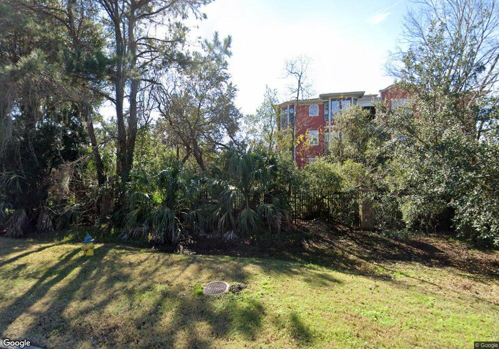 1728 Whitemarsh Way unit 1728, Savannah, GA 31410 - photo 1