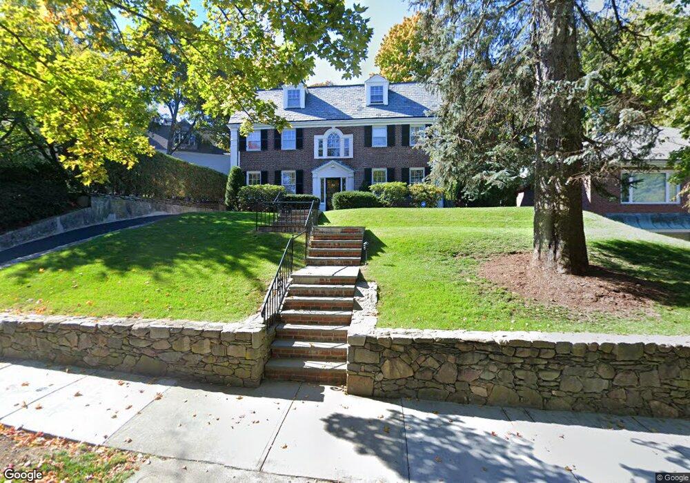 38 Clinton Rd, Brookline, MA 02445 - photo 1