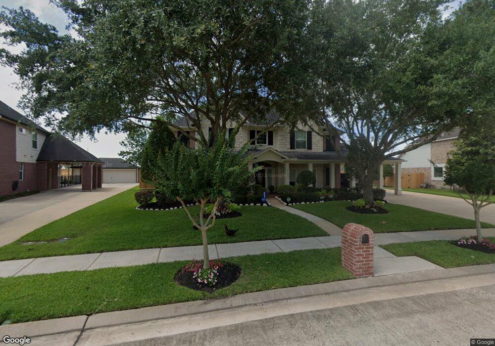 1978 Rolling Stone Dr, Friendswood, TX 77546 - photo 1