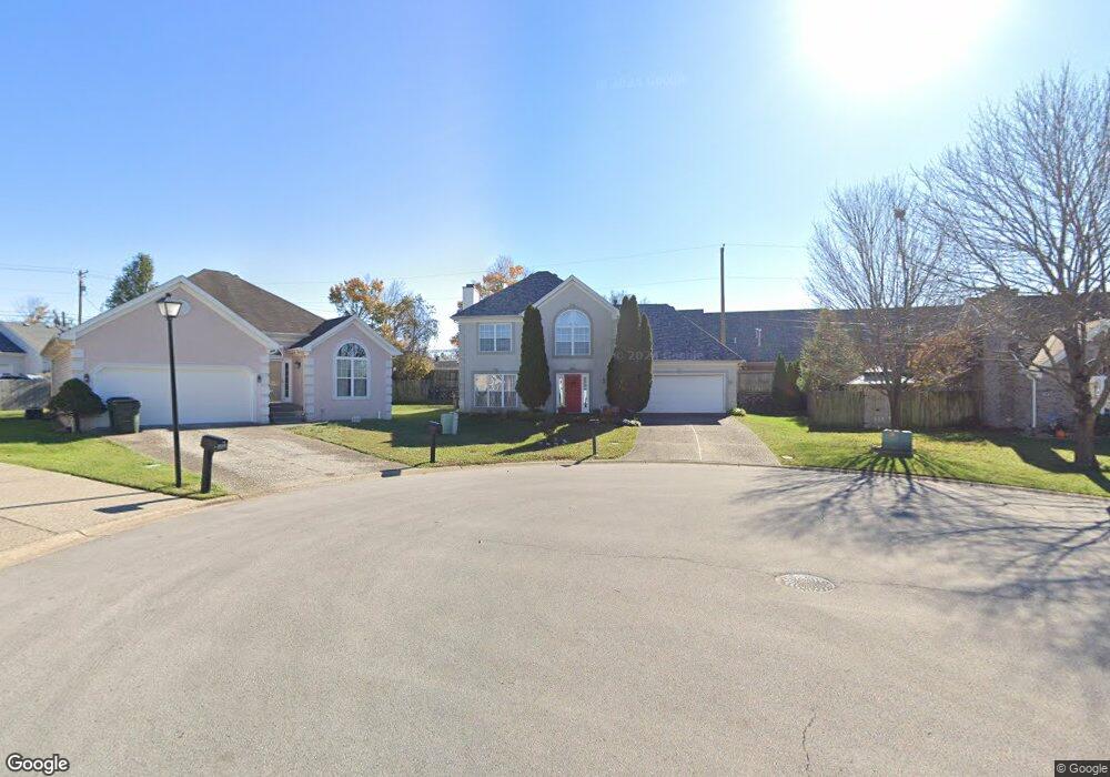 3205 Oak Haven Ct, Louisville, KY 40220 - photo 1