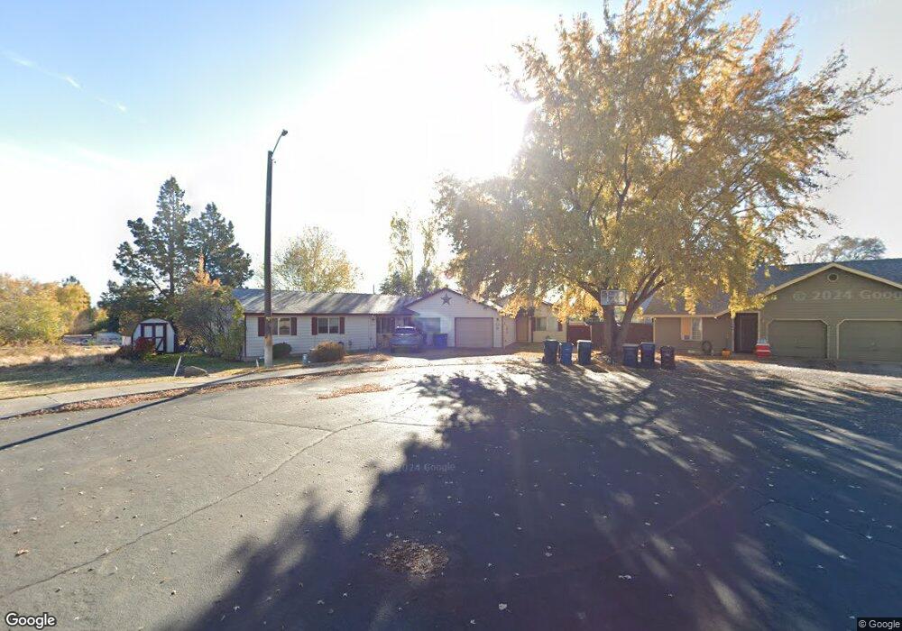 2730 SW Umatilla Ct, Redmond, OR 97756 - photo 1