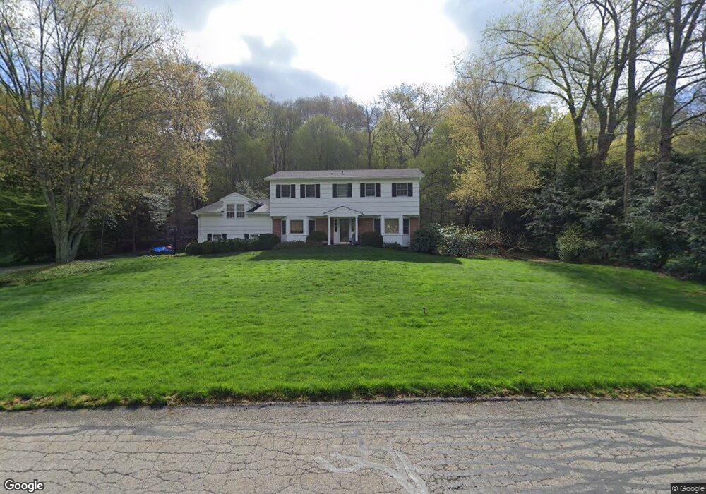 35 Whitlaw Close, Chappaqua, NY 10514 - photo 1