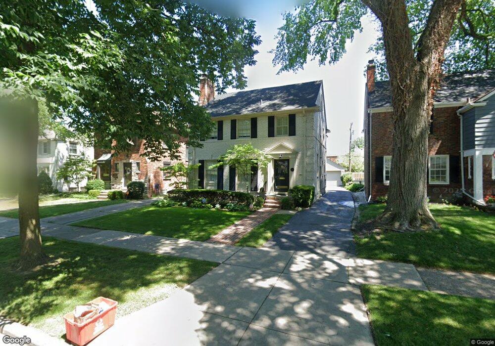 342 Moran Rd, Grosse Pointe Farms, MI 48236 - photo 1