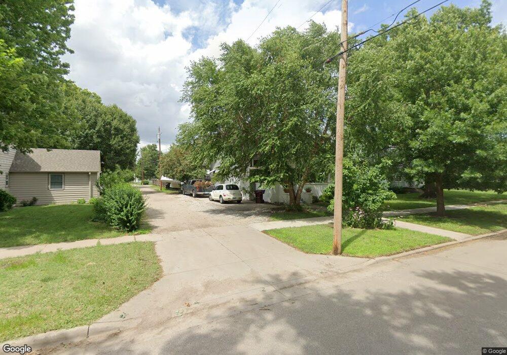 1315 E Euclid St, McPherson, KS 67460 - photo 1