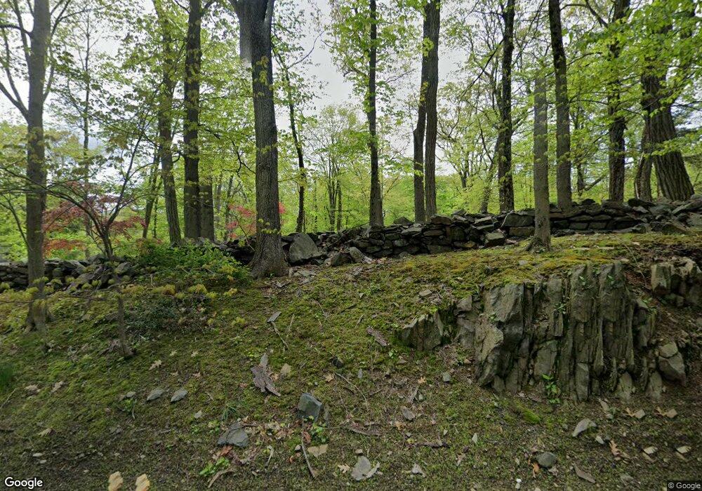 632 Long Hill Rd W, Briarcliff Manor, NY 10510 - photo 1