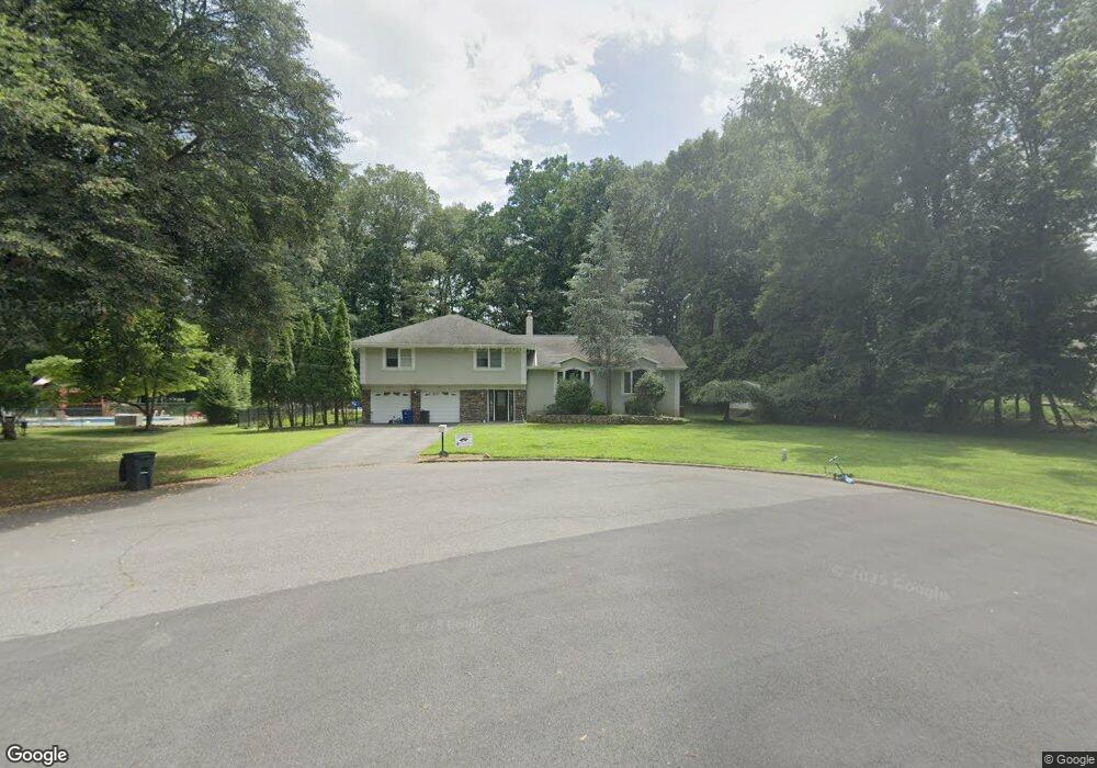 21 Lawrence Ct, Old Tappan, NJ 07675 - photo 1