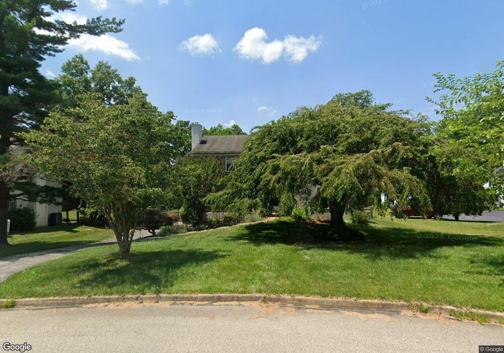 42 Lynne Cir, Paoli, PA 19301 - photo 1