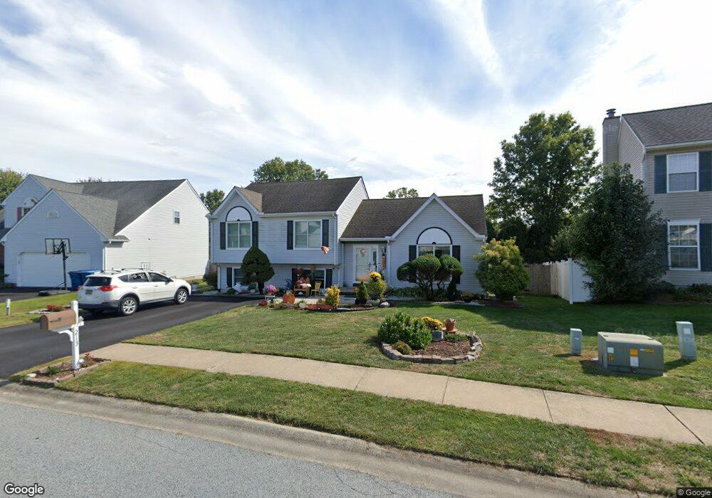 213 E Flagstone Dr, Newark, DE 19702 - photo 1