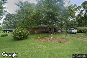 211 S Caroline St, Noxapater, MS 39346
