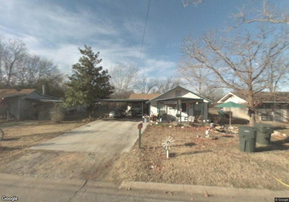 524 N Andrews Ave, Sherman, TX 75090 - photo 1