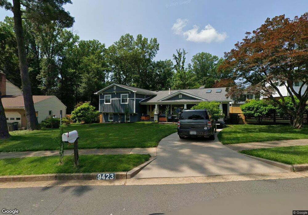 9423 Hermitage Dr, Fairfax, VA 22032 - photo 1