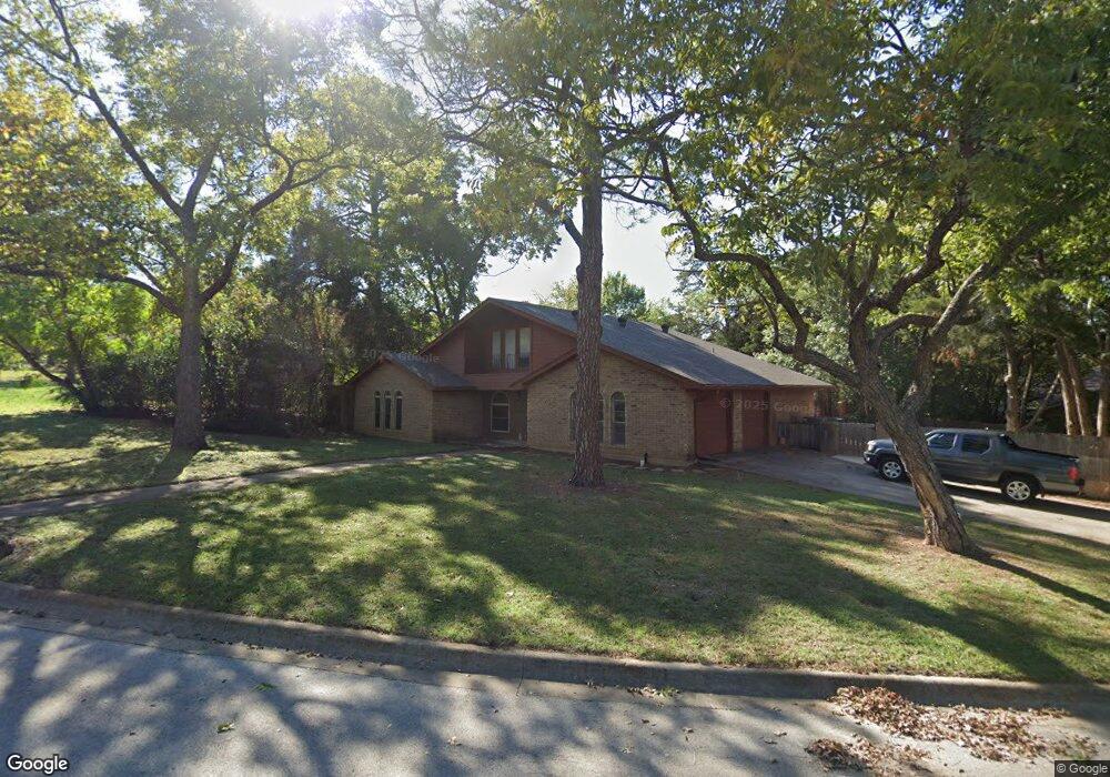 108 Lexington Ln, Denton, TX 76205 - photo 1