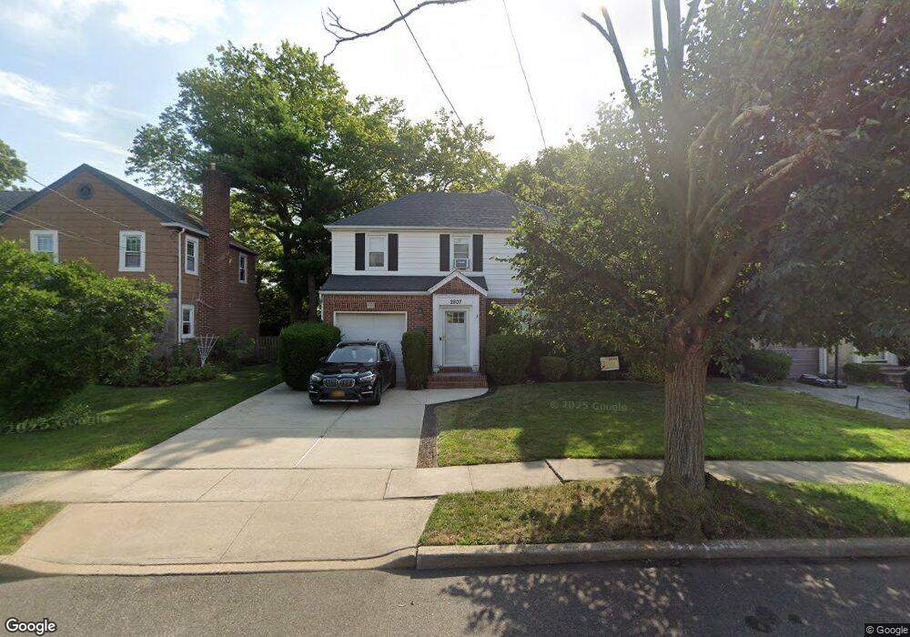 2807 Tulip Ave, Baldwin, NY 11510 - photo 1