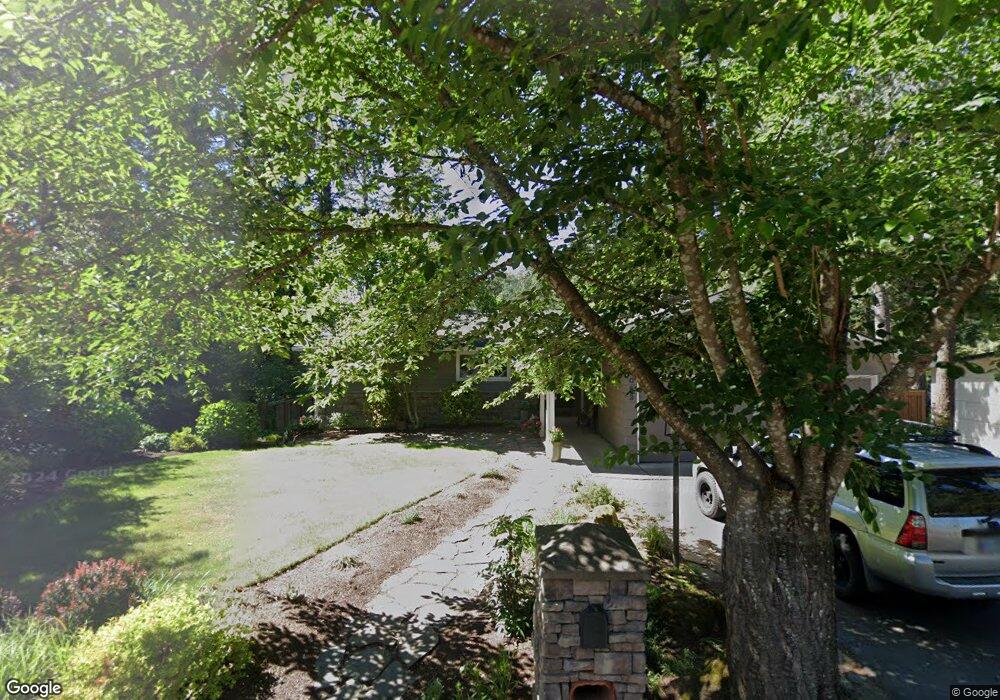 2063 Ridgewood Rd, Lake Oswego, OR 97034 - photo 1