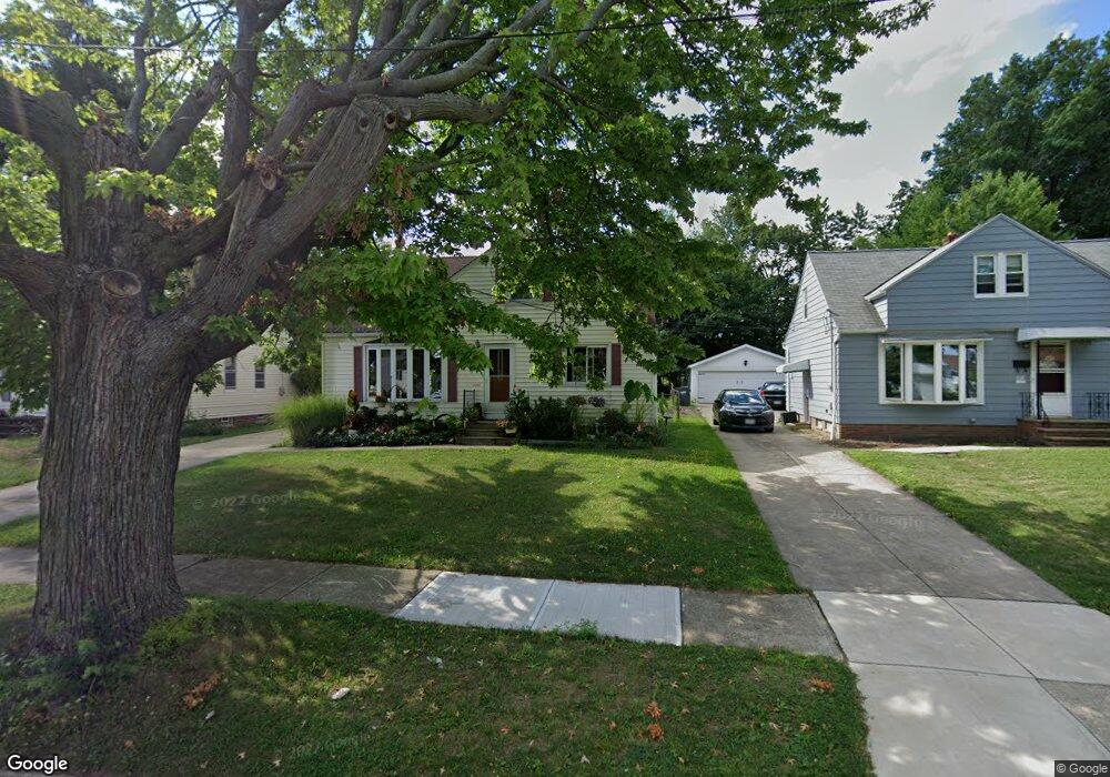 30418 Forestgrove Rd, Willowick, OH 44095 - photo 1