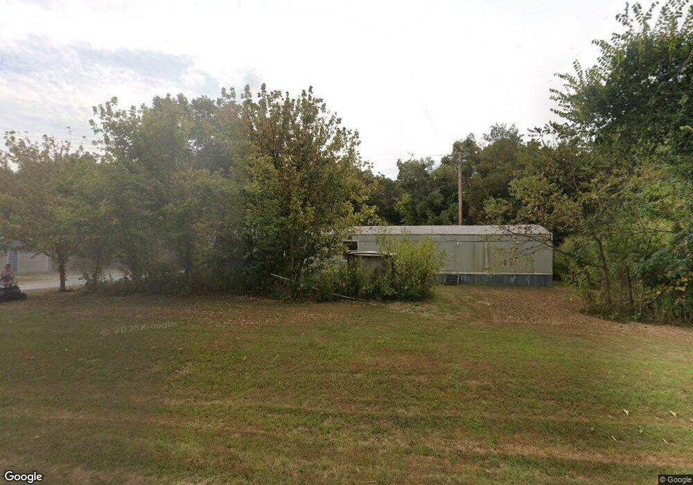 8875 E Us Highway 40, Effingham, IL 62401 - photo 1