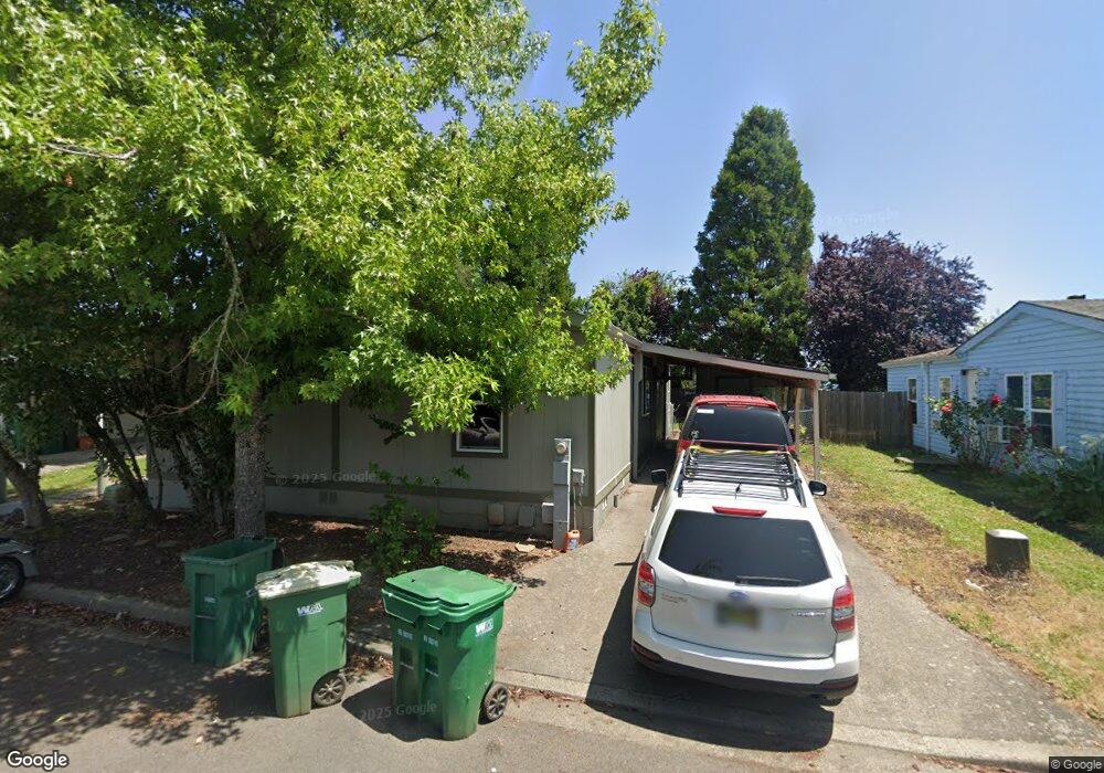 3046 SW Ruby Ln unit NICE, Troutdale, OR 97060 - photo 1