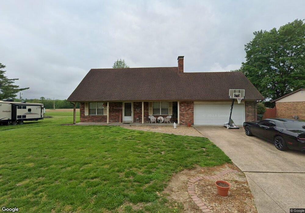 106 Willow Dr, Freeburg, IL 62243 - photo 1