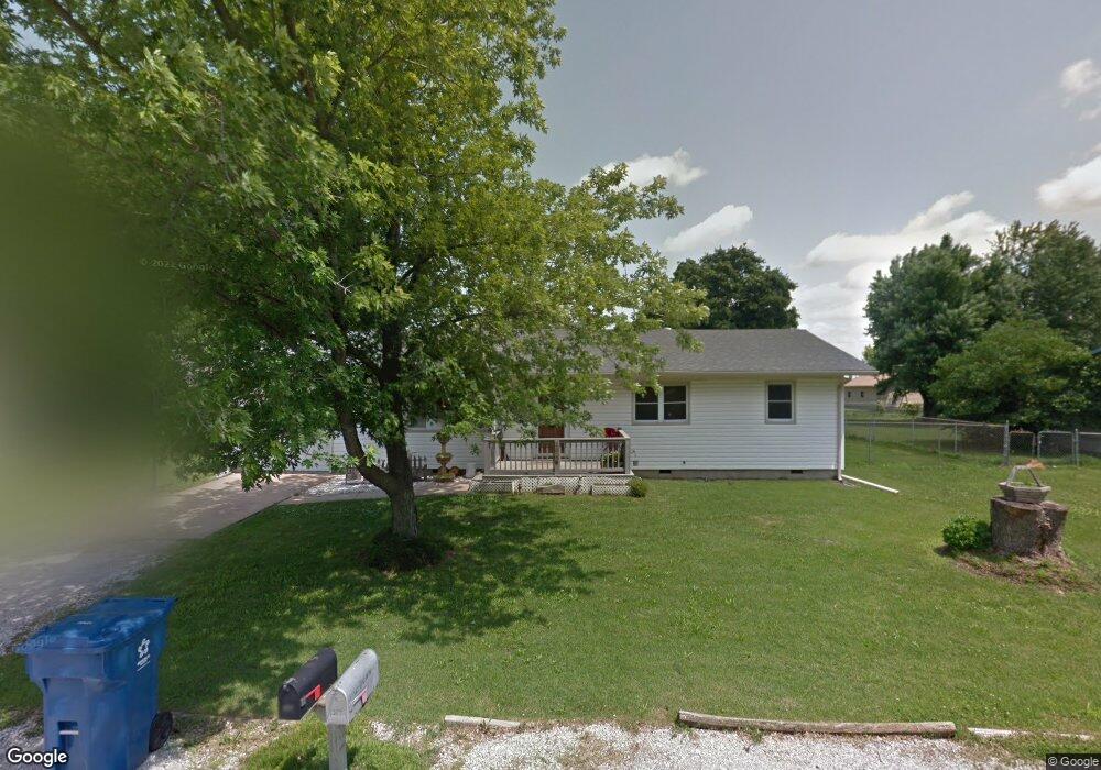 1207 Scott Dr, Carl Junction, MO 64834 - photo 1