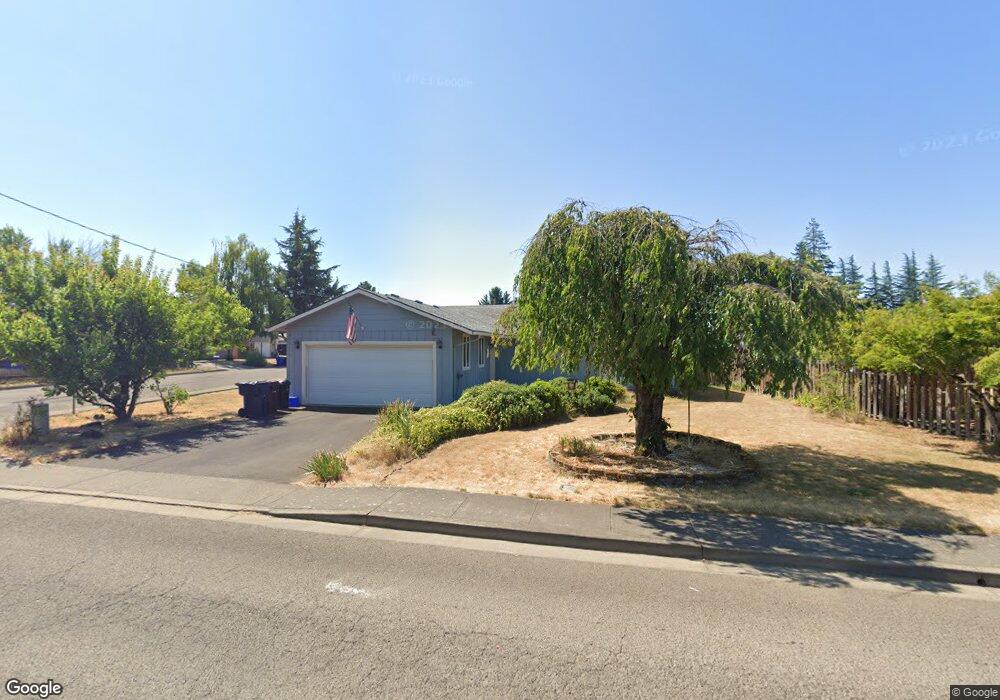 604 E Heintz St, Molalla, OR 97038 - photo 1
