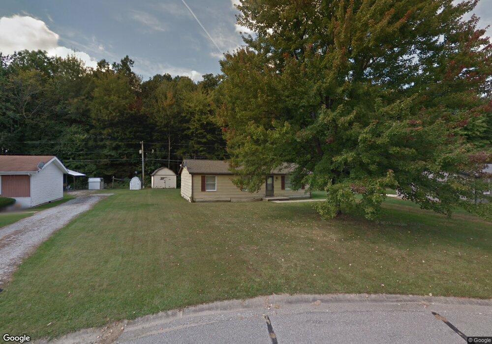 643 Floyd Ave, Versailles, IN 47042 - photo 1