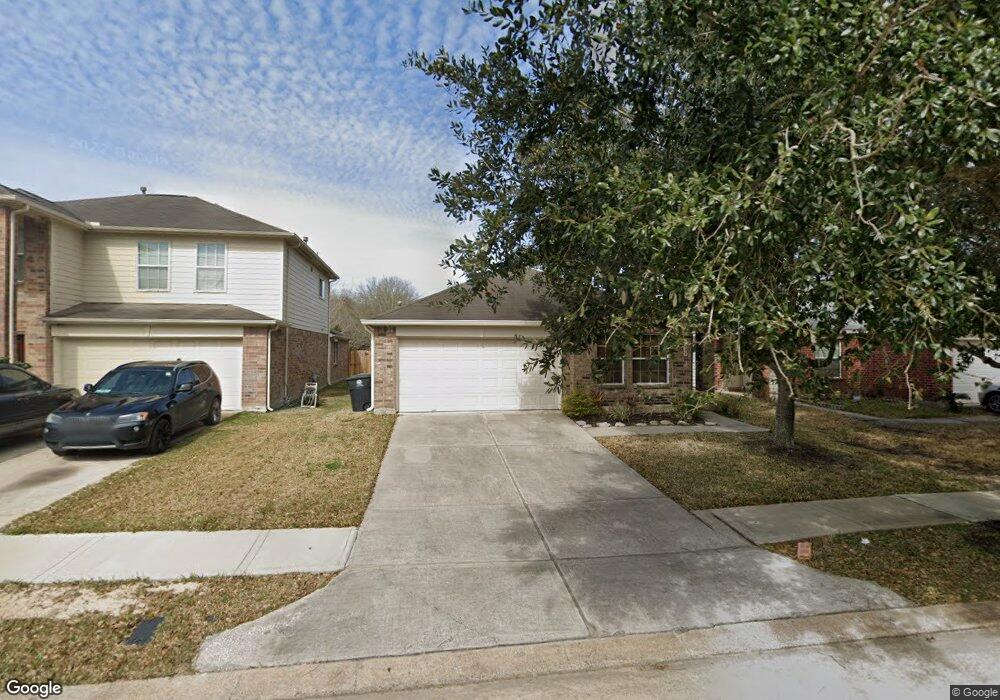 8839 Danbury Hollow Ln, Houston, TX 77075 - photo 1
