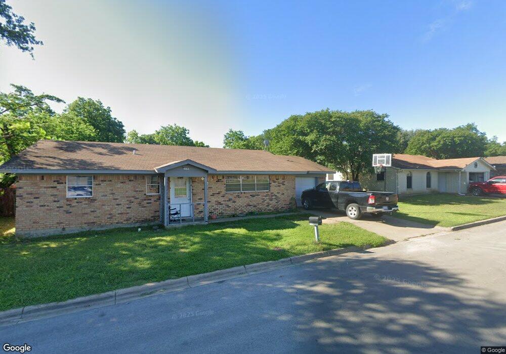 519 Phillips St, Cleburne, TX 76033 - photo 1