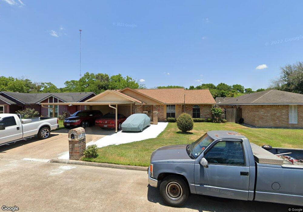 2122 Beaver Bend Rd, Houston, TX 77088 - photo 1