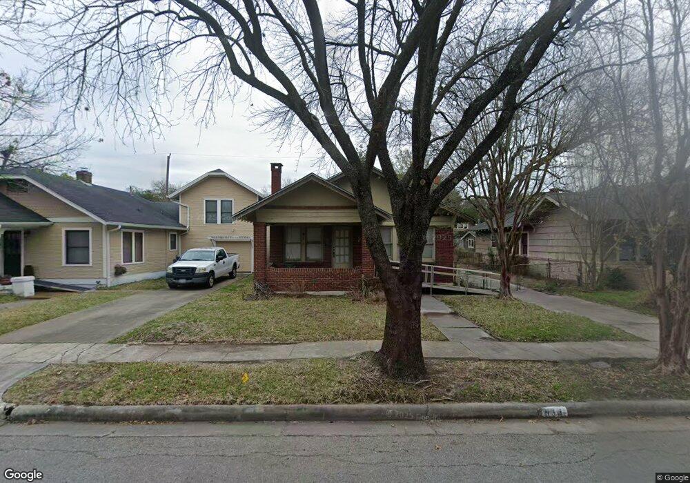 911 Pizer St, Houston, TX 77009 - photo 1