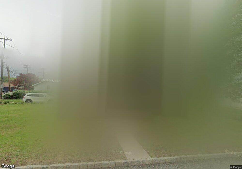 28 Muzzy Rd, Little Falls, NJ 07424 - photo 1