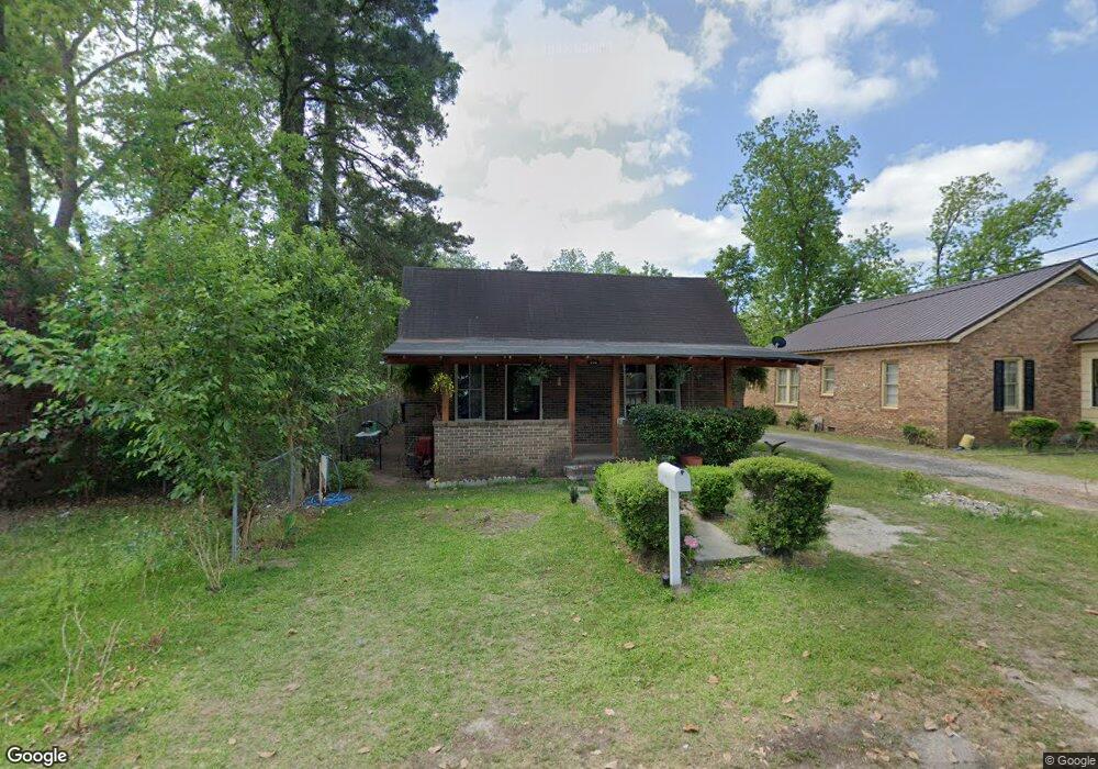 508 W Alapaha St, Fitzgerald, GA 31750 - photo 1