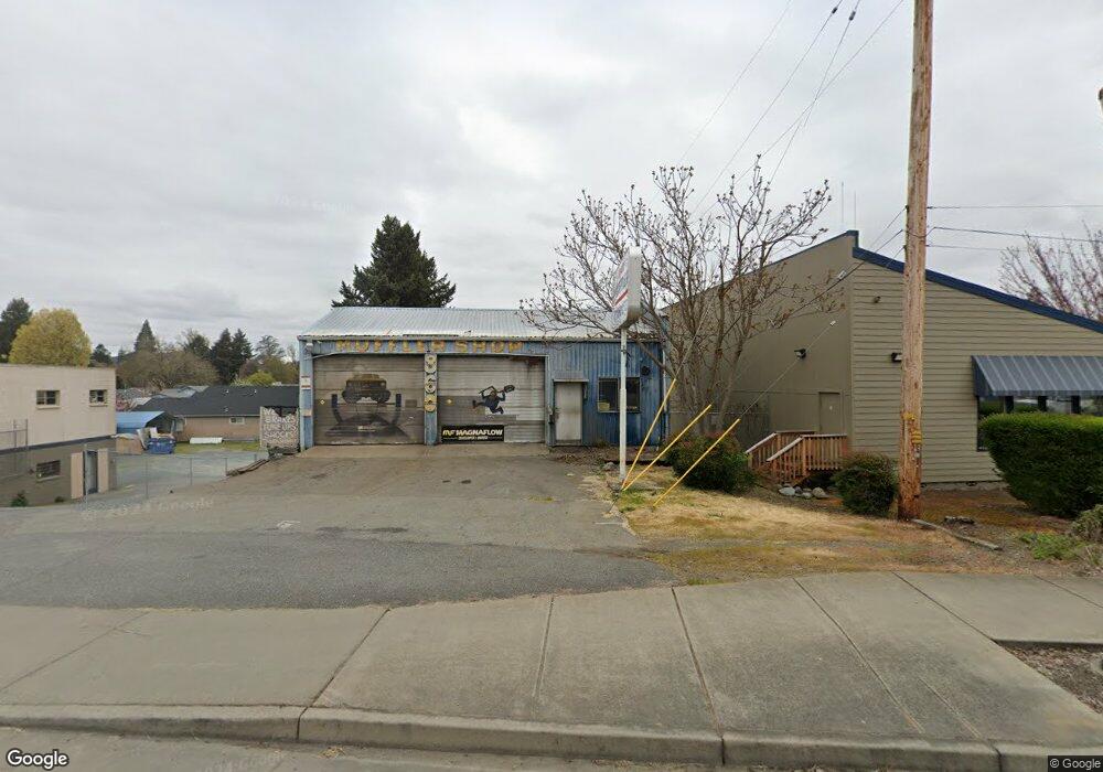 860 Rogue River Hwy, Grants Pass, OR 97527 - photo 1