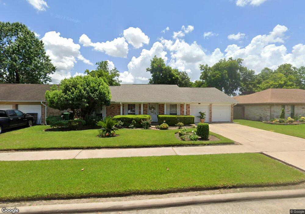 8230 Gulfwood Ln, Houston, TX 77075 - photo 1