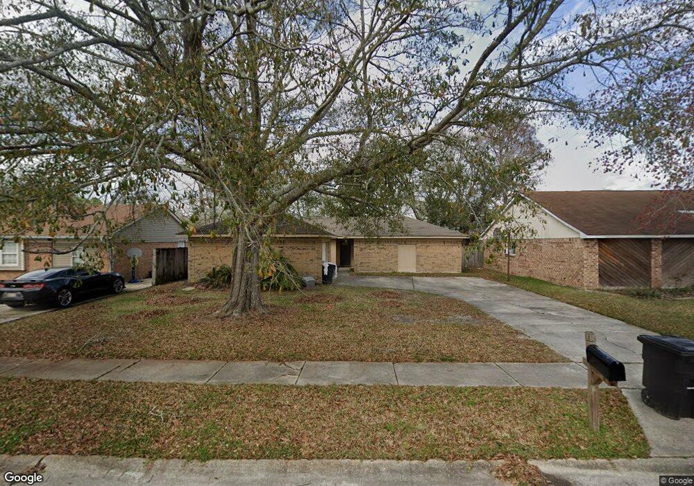 204 Holmes Dr, Slidell, LA 70460 - photo 1