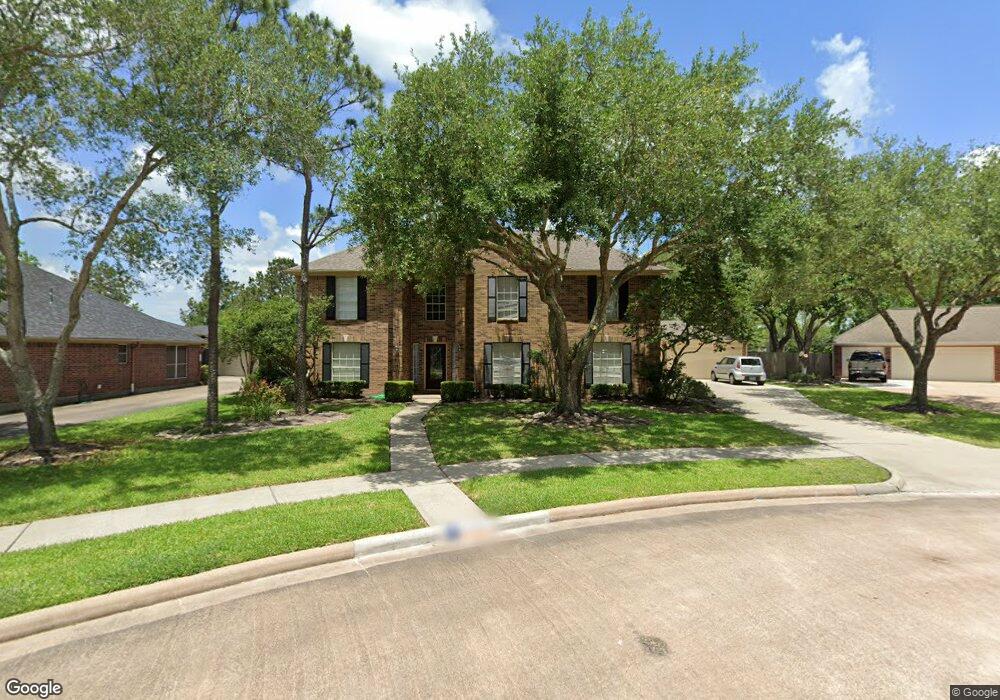 2302 San Augustine Ln, Friendswood, TX 77546 - photo 1