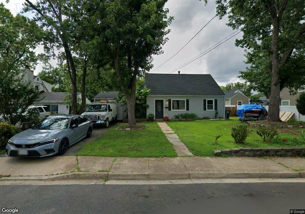 105 Courtney Dr, Manassas Park, VA 20111 - photo 1