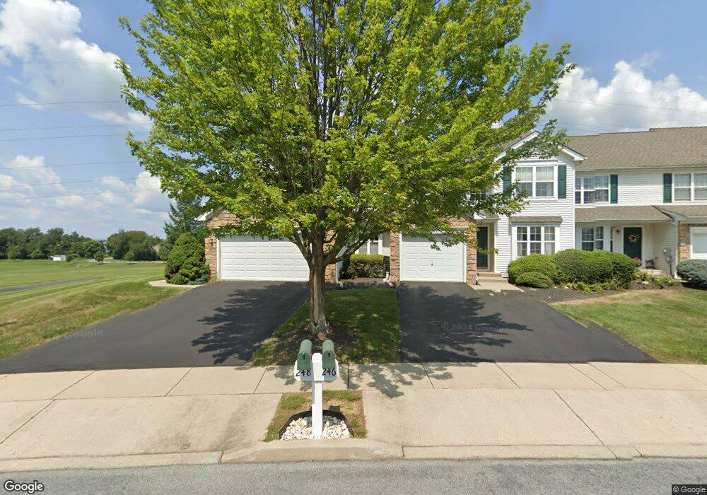 248 Park Ridge Dr, Easton, PA 18040 - photo 1