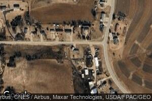 19948 Durango Rd, Sherrill, IA 52073