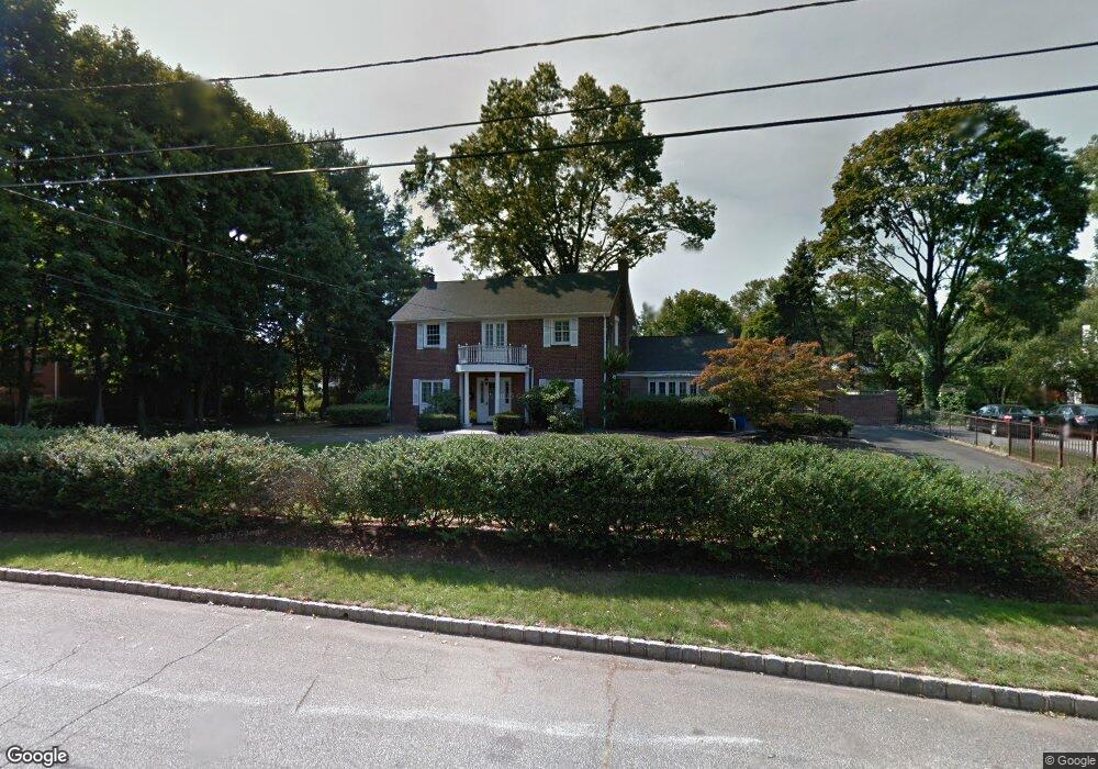 11 Mountainview Rd, Clark, NJ 07066 - photo 1