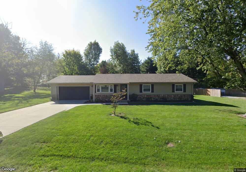 107 Bauer Ln, Maryville, IL 62062 - photo 1