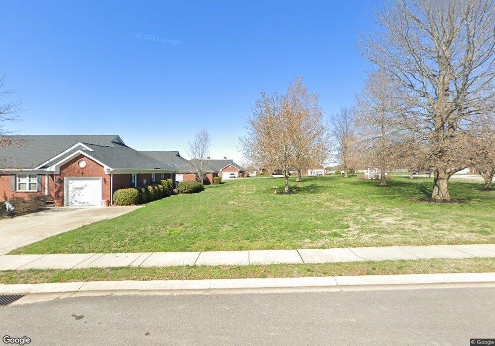 157 Horseshoe Ct, Shelbyville, TN 37160 - photo 1