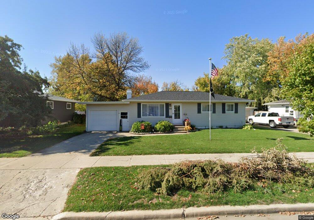 718 S 21st St, Grand Forks, ND 58201 - photo 1