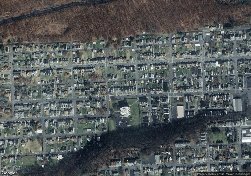 1321 W Arch St, Coal Township, PA 17866 - photo 1