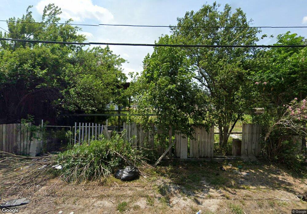 11039 Epsom Rd, Houston, TX 77093 - photo 1